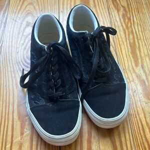 Vans Old Skool Houndstooth Emboss sneakers. Men 5.5 women 7.0